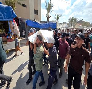 وداع وتشييع الشهيد كمال النجار الذي ارتقى بقصف من طائرة مسيّرة إسرائيلية في خان يونس جنوب قطاع غزة